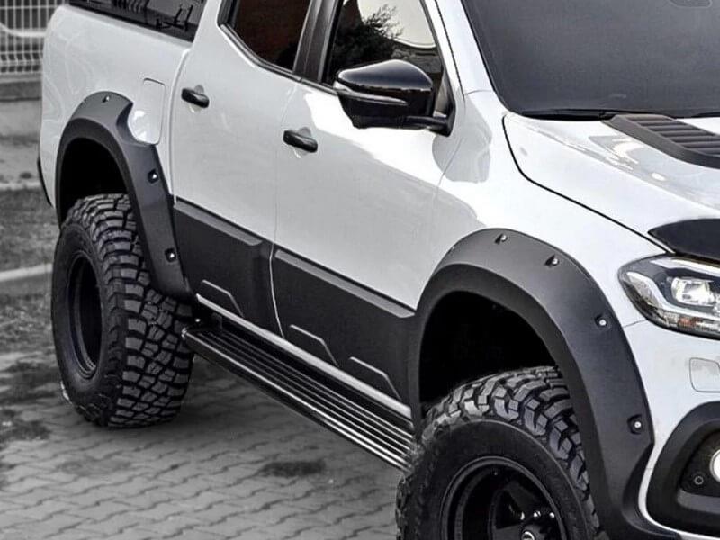 Mercedes X-Class Yan Kapı Kabartmaları