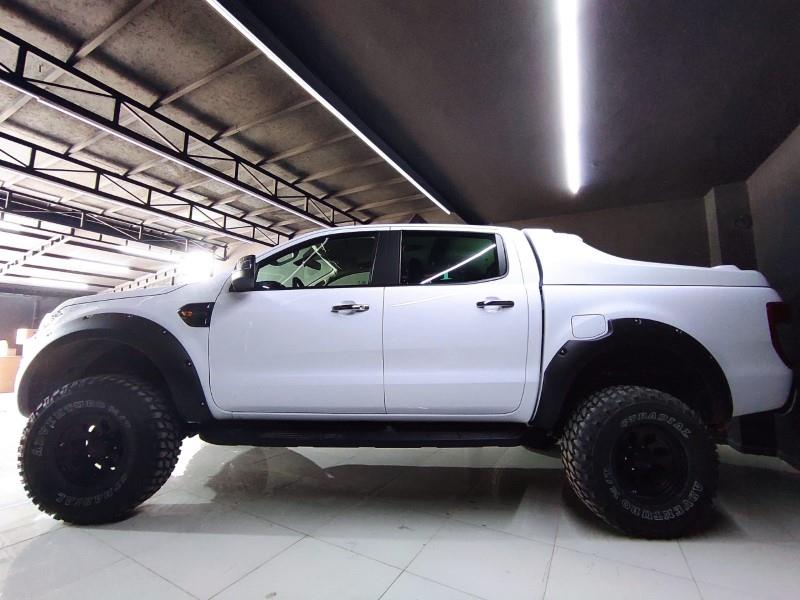 Ford Ranger Fullbox