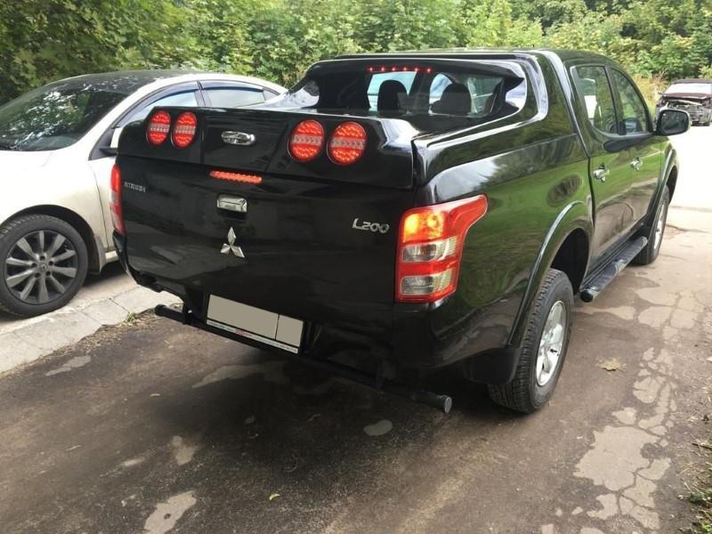 Mitsubishi L200 Grandbox